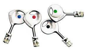 Clefs fichet avec serrurier Paris 01 47 93 66 03