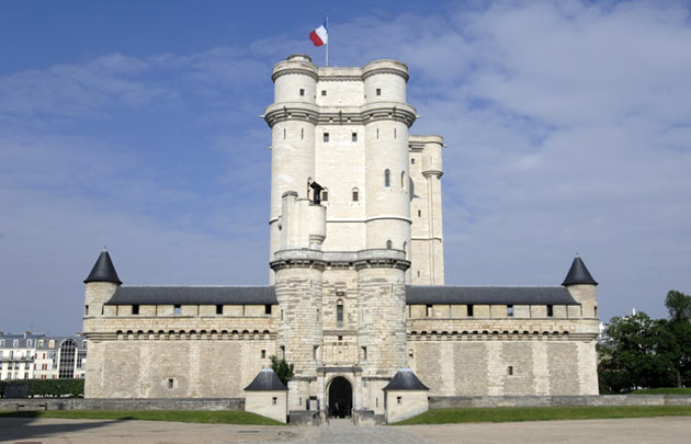 Protéger sa demeure comme le Château de Vincennes.